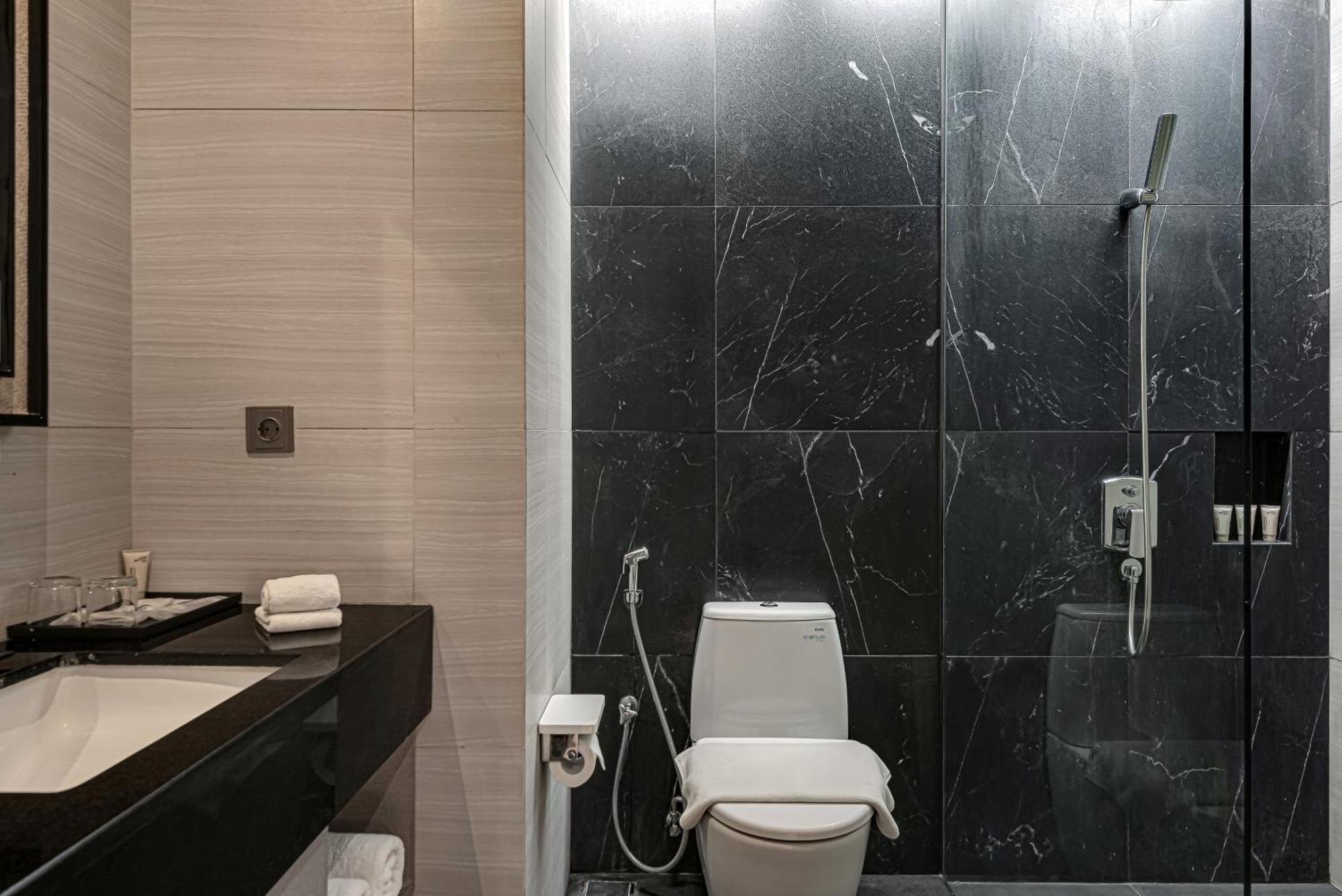 Suite Room,1581512165:JPEG